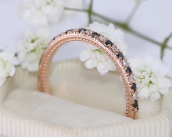 Alternating Black and White Natural Diamonds Straight Stackable 14k Solid Gold Band