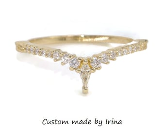 Custom-made Kite Natural Diamond Matching Wedding Ring