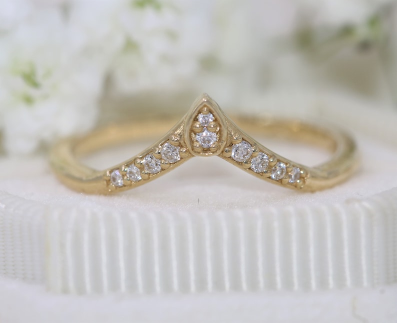 Custom Chevron Wedding Ring V Shape Chevron Ring Wedding - Etsy - Chevron Wedding Band With Engagement Ring