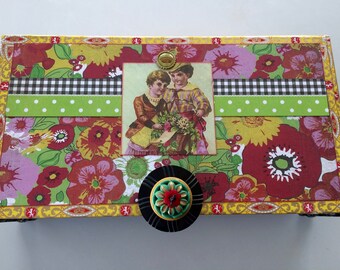 Springtime Floral Memory Box: French Style Keepsake Jewelry Box
