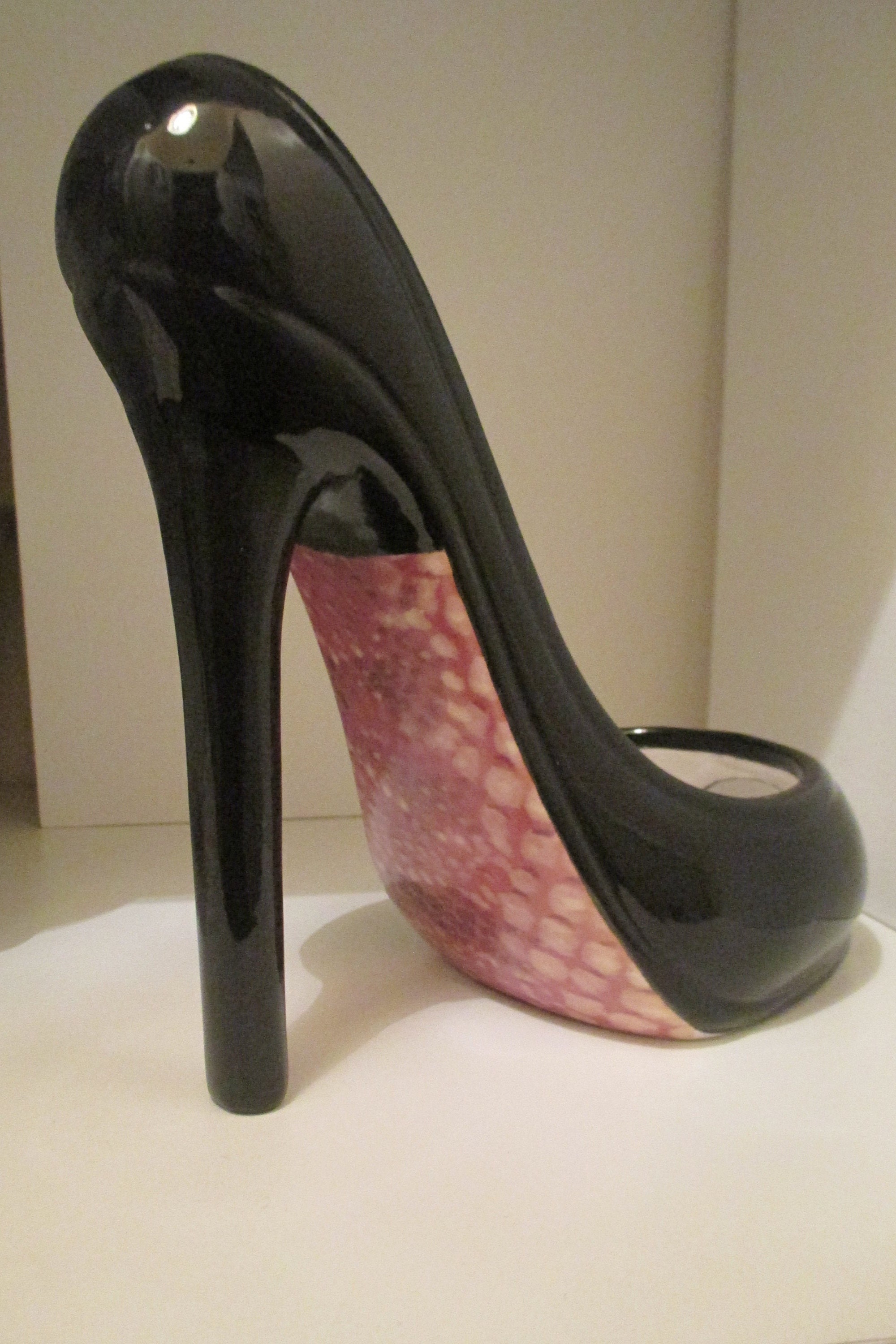 Snake-print Bottom Wine Bottle Holder, Pumps and High Heels Wine Bottle  Holder, Safari Inspired Wine Holder - Etsy Canada