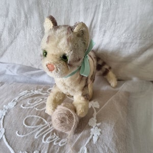 ビンテージ シュタイフ TABBY キャット　猫 アンティーク シュタイフ ネコ Tabby 10㎝ | ぷちアンティーク