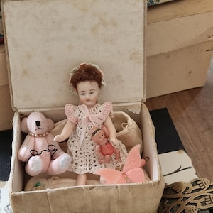 Antique Silk Covered Hand Painted Box w Doll.. Celluloid Mini doll & Accessories