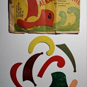 Set med 7 vintage sovjetiska barnteckningskurvor MINI, Sovjetunionen ritmallar, Lviv 1981, originalförpackning, miniatyr.