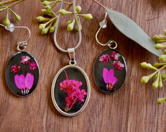 Handmade Pressed Flower Resin Jewelry Set- Black Background