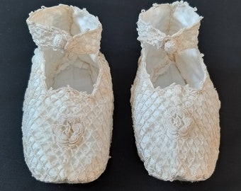 Antique Victorian Baby Slippers-Handsewn Irish Crochet Lace-Irish Crochet Buttons