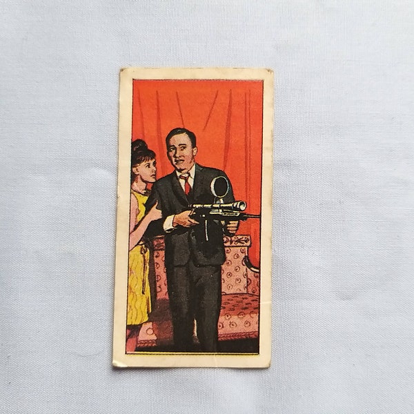 Vintage Cadet Confectionary Trading Card-Sweet Cigarettes Card 1960s-Man From U.N.C.L.E Card-No 22-Napoleon Solo