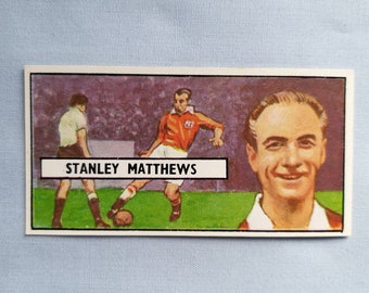 Lyons Maid Trade Card-Famous People-Stanley Matthews-No 34