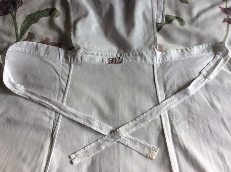 Authentic WW1 Nurse Uniform Apron Horrockses