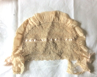 Antique Boudior Cap-Lace Figural -Love Birds-Needlerun-Limerick