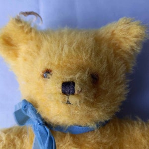 Vintage Wendy Boston Yellow Bear-Original Blue Ribbon Label-1960s-8"