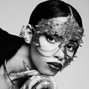 Metal Filigree Mask &quot;Broken&quot; Studded Metal Mask Venice Carnival, Vampire Ball Mask Halloween Headpiece Vampire Face Accessory