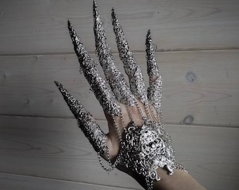 Full Hand Armor with Long Claws "Lofn" Hand Jewelry Horror, Goth Girl Gifts Halloween Bracelet Ring Rave Jewels