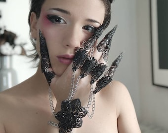 Black Claws, Gothic Glove with Claw Rings "Reynisfjara" Halloween Hand Jewelry, Gift for Goth Girlfriend, Gothic Wedding Jewelry, Witch Ring