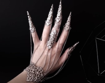 Full Hand Glove "Wyr" Finger Armor Rings, Dark Nail Claws, Jewelry Witch Costumes Halloween Vampire Jewelery