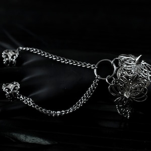 Goth Ring Chain Bracelet &quot;Andhi&quot; Fairy Bracelet Hand Chain Gothic Wedding Jewelry Halloween Ring Bracelet, Horror Jewelry Bracelet