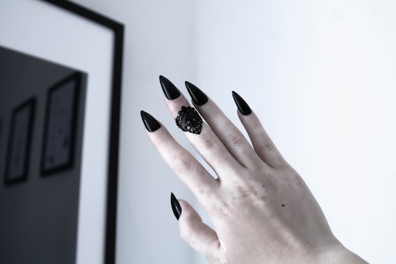 Midi Ring Gothic Jewelry Goth Ring "MARIGOT" Horror Jewelry Halloween Ring Vampire Jewels Whimsigoth