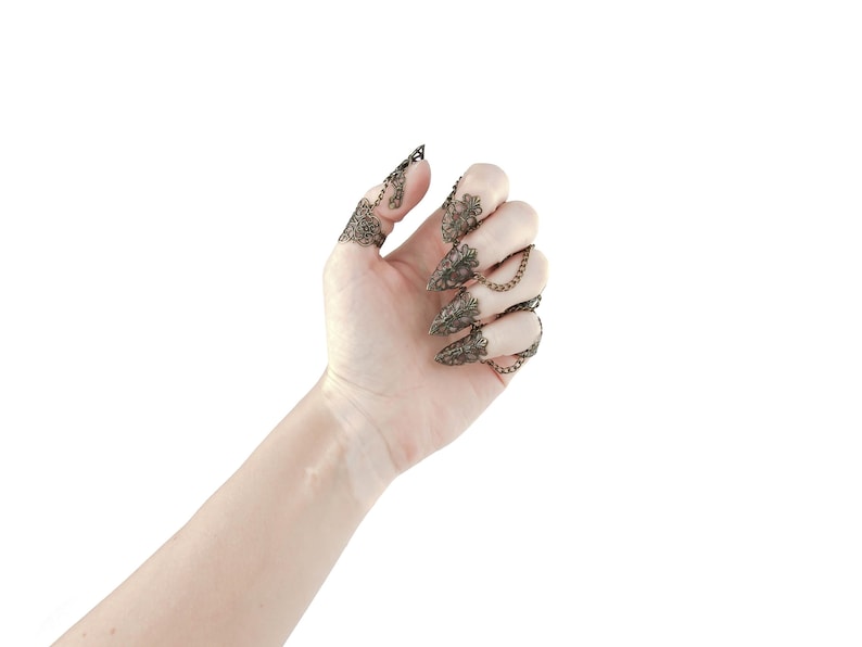Garras de metal negro "Antracita", regalo gótico de Halloween, anillos negros para uñas, joyería espeluznante, regalo para chica gótica, uñas de vampiro para Halloween. imagen 15