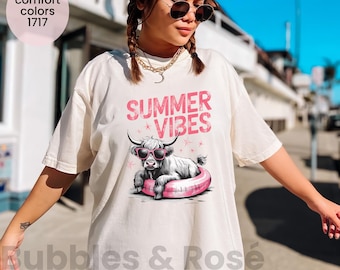 T-shirt Summer Vibes, couleurs confortables, amateur de vaches Highland, chemise vache drôle, tenues de plage, t-shirt d'été, chemise vacances d'été, cadeau pour lui/elle