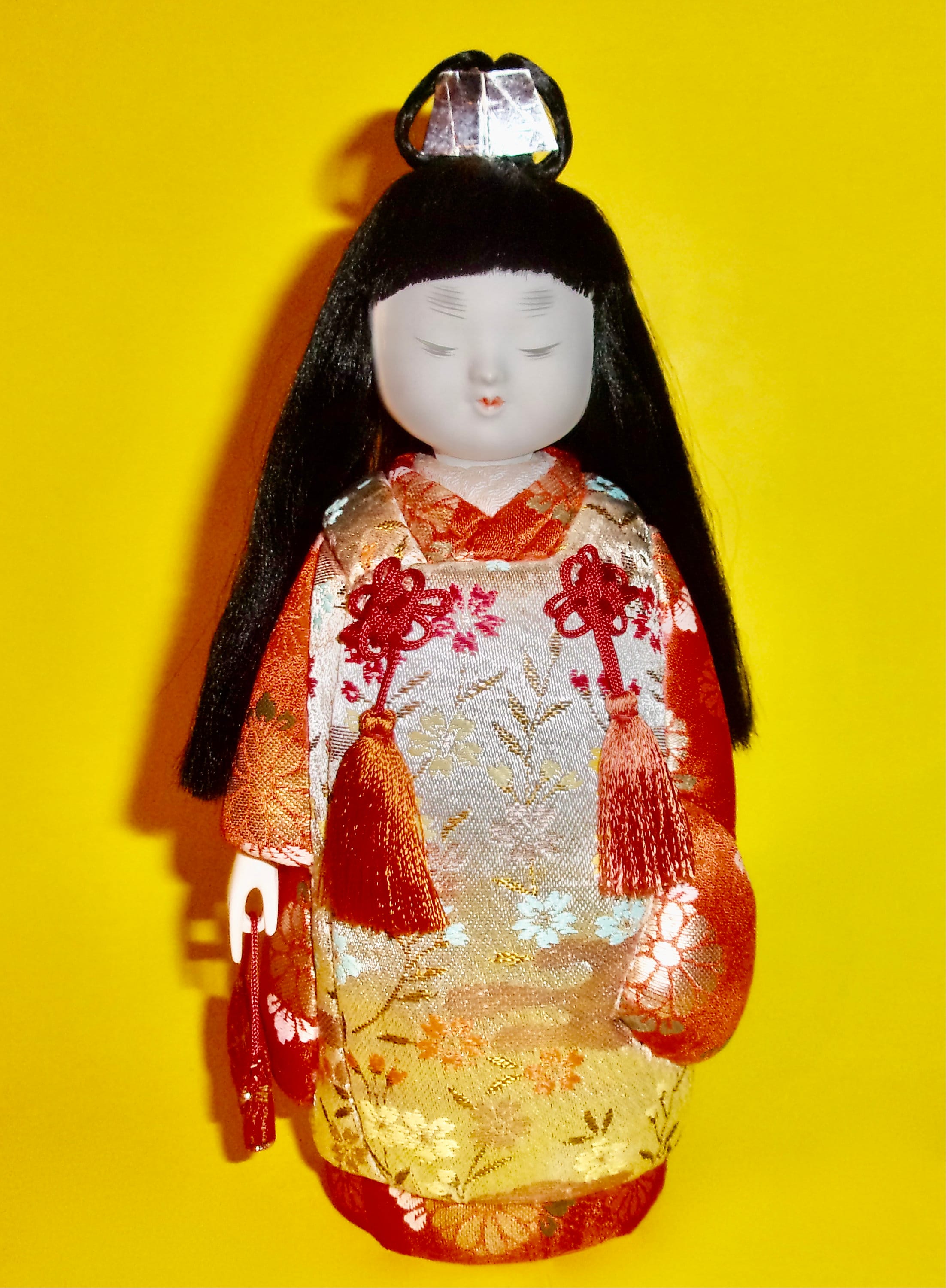 scary japanese doll