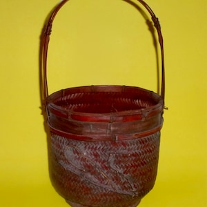 VINTAGE IKEBANA BASKET Handle Verdigris Highlighted Split Bamboo Vine Design Knotted Wrapped Handle Japanese Flower Arranging Closed Weave