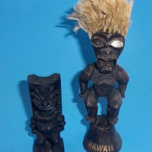 AUMAKUA LOVE TIKI Two 2 Polynesian Hawaiian Figural Deities Lava Resin mop Eye Good Luck Charm Bar Decor Creation Life Ancestral Connections