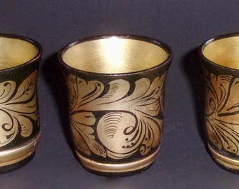 VINTAGE KHOKHLOMA CUPS Russian Vintage Wood Lacquered Shot Glass Tea Black Gold Floral Three (3)