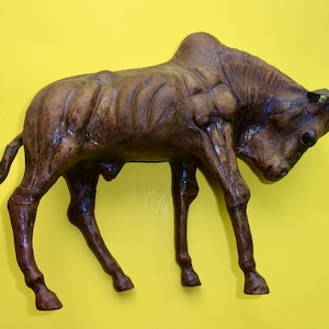 LEATHER BULL VINTAGE Figurine Sculpture Statue Glass Eyes Muscular Head Down Brown Handcrafted Detailed Folk Art Bos Tauros Toro Taureau