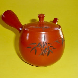 KYUSU REDWARE JAPAN Vintage Engraved Black Bamboo Design Hollow Handle Mesh Filter Screen Japanese Side Handled Teapot Sencha Ocha Green