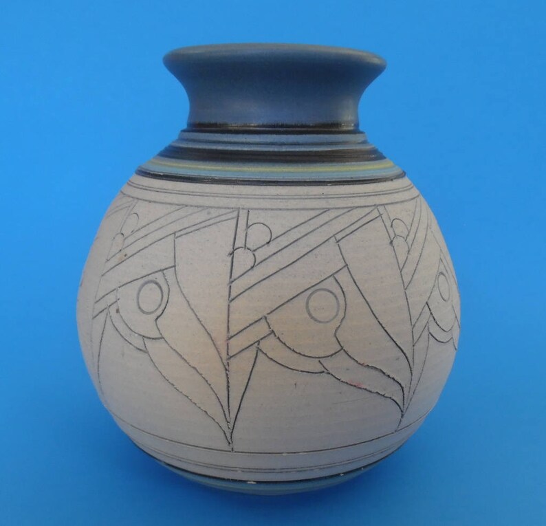 /"WILD STALLIONS/" ART POTTERY VASE HORSE VASE EQUESTRIAN VASES