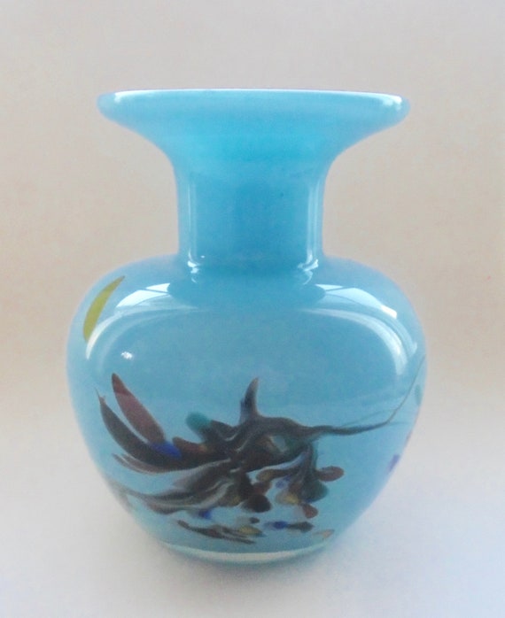 HANDBLOWN VASE BLUE Vintage Colorful Swirls Pontil Encased Glass Milk-Blue Color Heavyweight Unsigned