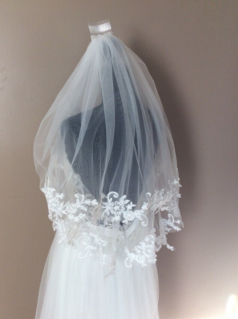 wedding veil with comb