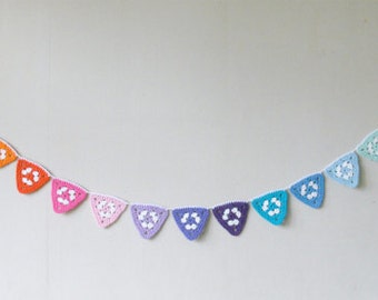 Patrón de crochet del empavesado triangular de la abuela Archivo PDF Alexandra MackeNZie