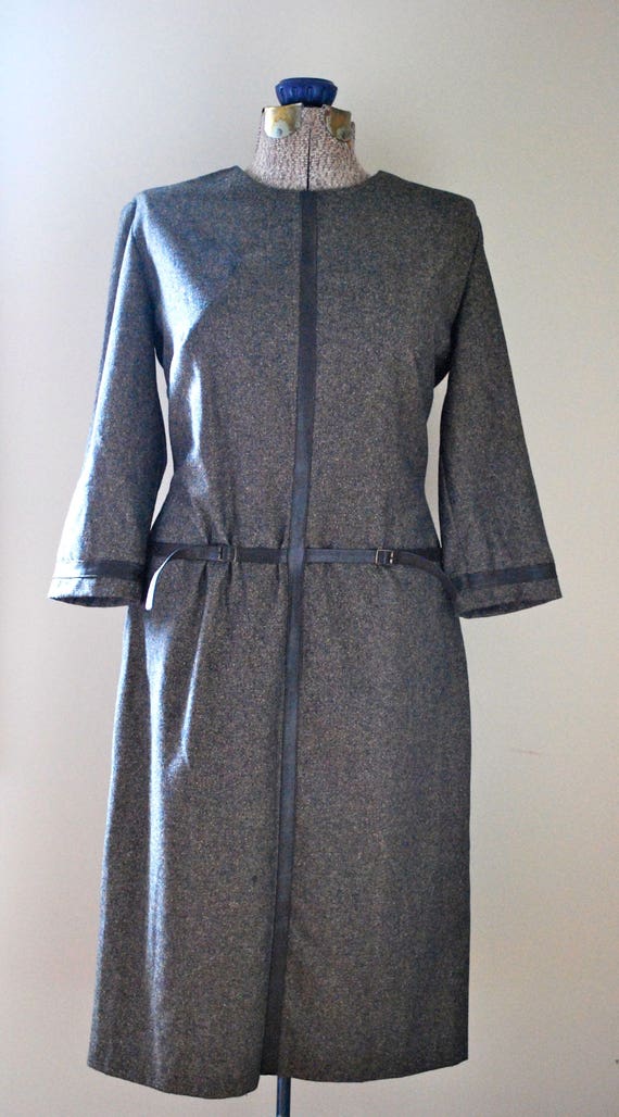 Brown tweed belted dress - image 3
