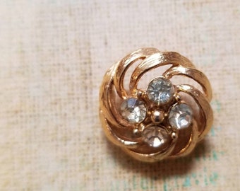 6 Swirl button with rhinestone vintage buttons // white glass gold tone // vintage sewing