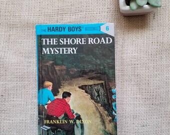 The Hardy  Boys - The shore road  Mystery // Vintage Hard cover mystery book for young readers // Young adult literature