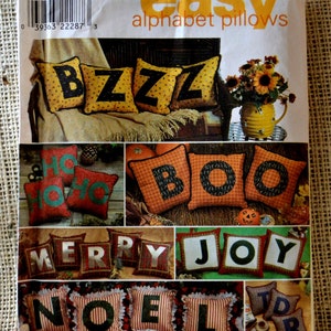 Uncut Simplicity 8432 //Alphabet Pillow pattern image 1