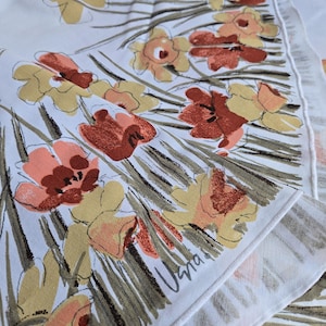 Vintage VERA NEUMANN Cotton Table cloth- Oval | floral |