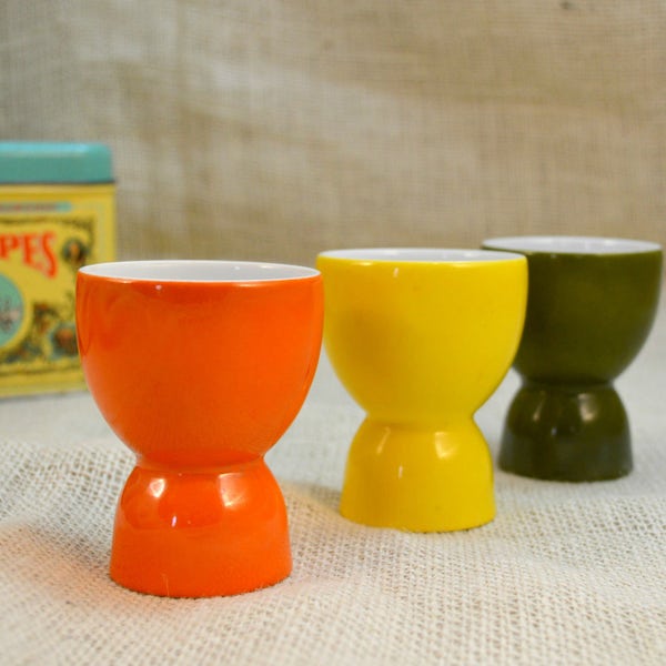 Mid Century Egg Cups // 3 dual sized egg cups// wonderful retro egg holders