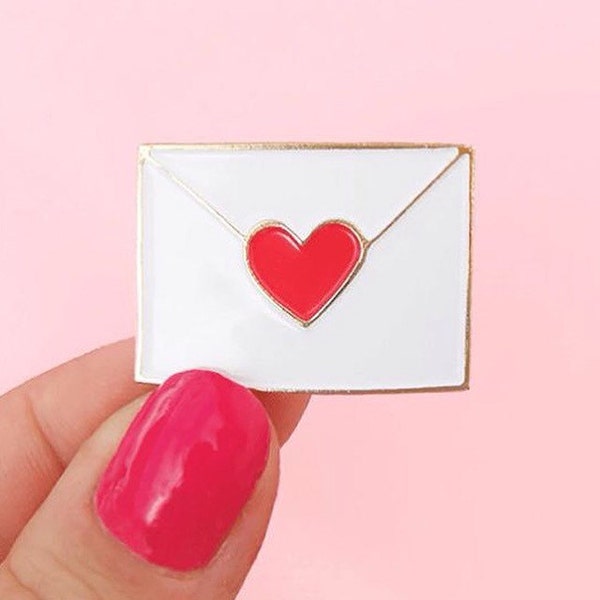 LOVE LETTER PIN