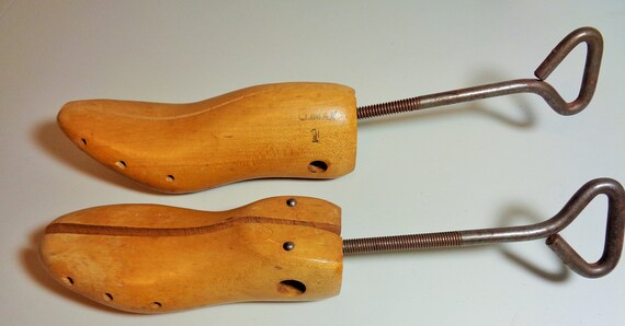 WOOD Shoe Hand Crank Stretcher Forms - image 1