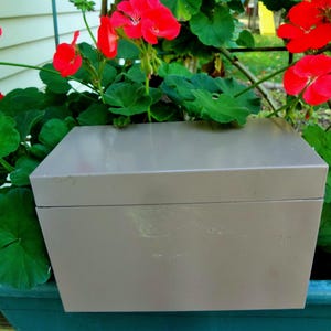 Vintage 8 '' x 5 '' graue METALL-Karteikarte