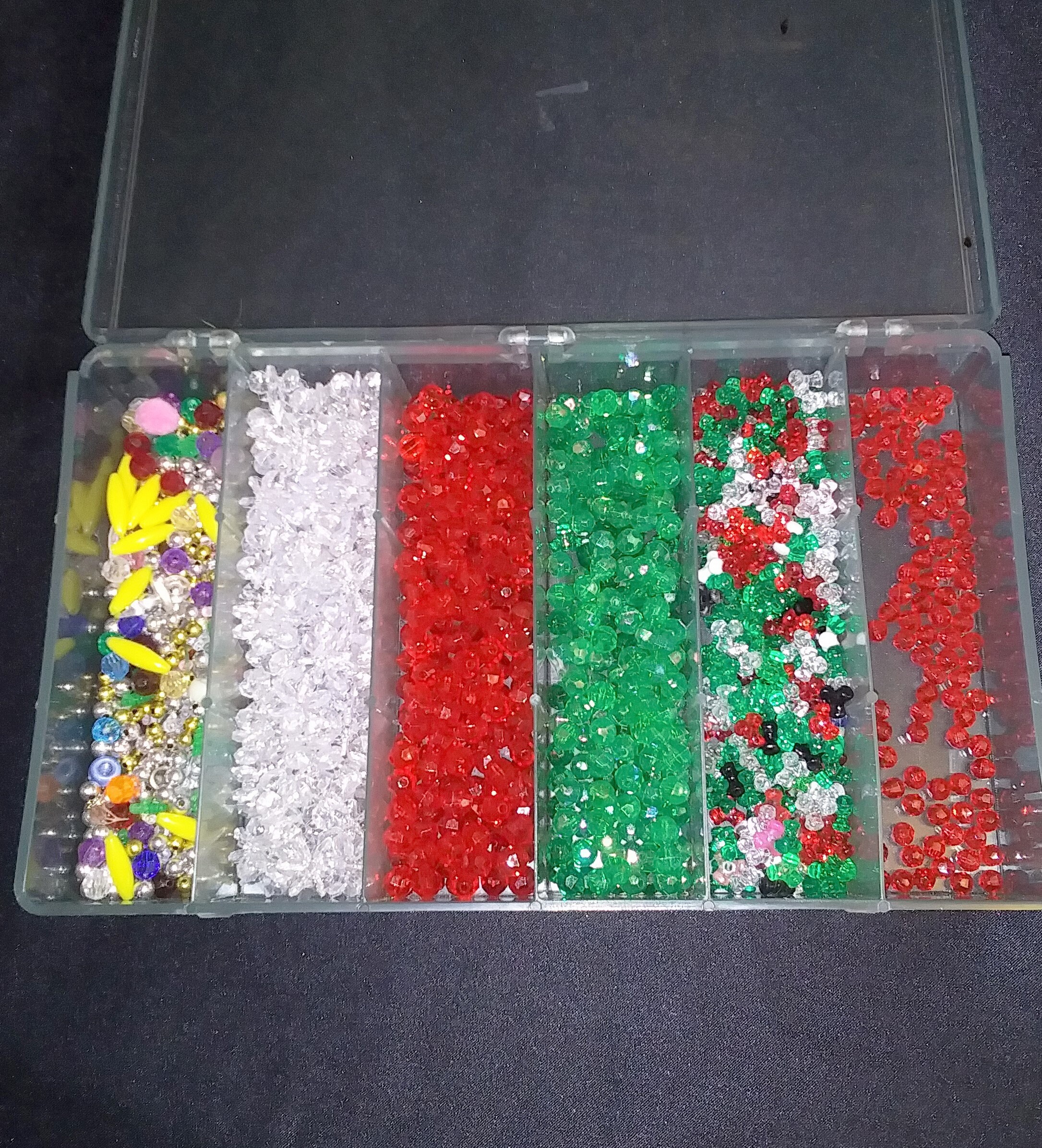 DESTASH: Plastic Bead Containers, Set of 17 