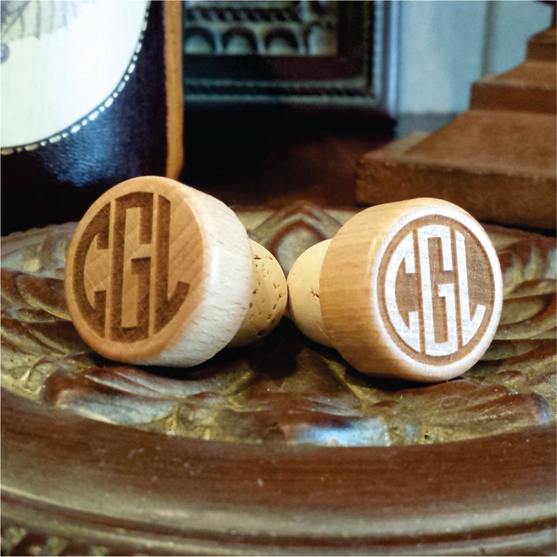 Circle Monogram Wine Bottle Stopper Personalized Cork Wine Etsy