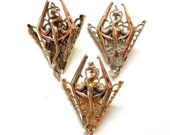Celtic Dragon Skyrim collar pin clip, triangular brooch Bronze/Golden/Silver, boutonniere, wedding lapel, cardigan pin, hat cravat stick