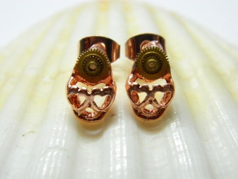 miniature skulls clock parts small honeymoon surprise rose golden unique birthday gift Gothic jewelry steam punk earrings Homo Steampunk