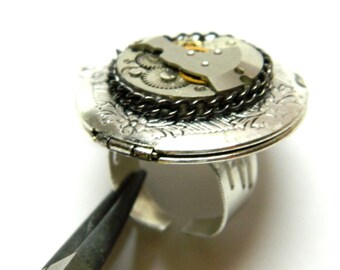 Poison secret pill box ring Steampunk locket engagement jewelry hold two photo hidden, proposal, clockwork, birthday surprise gift woman