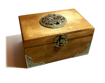 ヴィンテージの宝箱ビスケット缶 - Etsy 日本