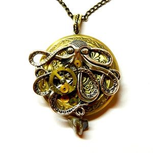 Steampunk Octopus recuerdo imagen anillo de compromiso foto medallón joyería, fotos favoritas, caja de regalo sorpresa de Cthulhu, regalo de contenedor de píldoras