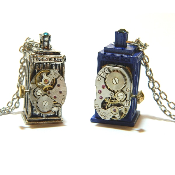 Prächtige Zeitmaschine Police Box Zeitreisefahrzeuge Steampunk 3D-Schmuck, einzigartige Überraschung für große Fans, silbernes Geschenk Bruder, Sohn, Mann